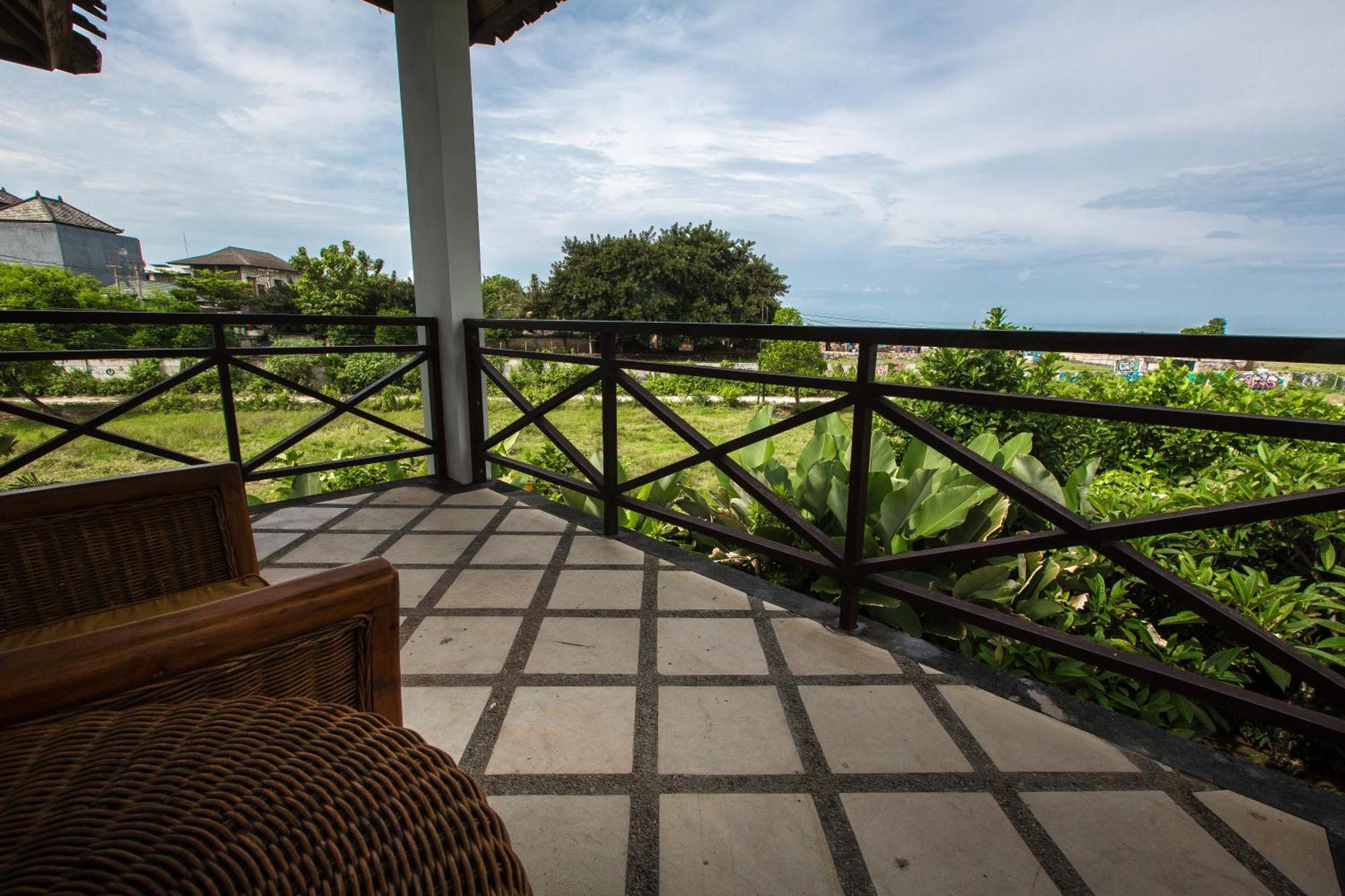 Ecosfera Hotel, Yoga & Spa Canggu Екстериор снимка