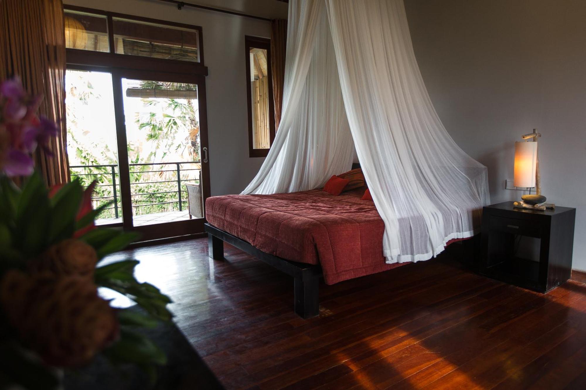 Ecosfera Hotel, Yoga & Spa Canggu Екстериор снимка