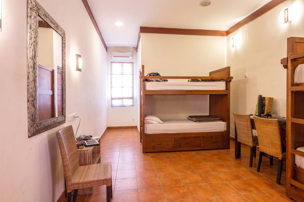 Ecosfera Hotel, Yoga & Spa Canggu Екстериор снимка
