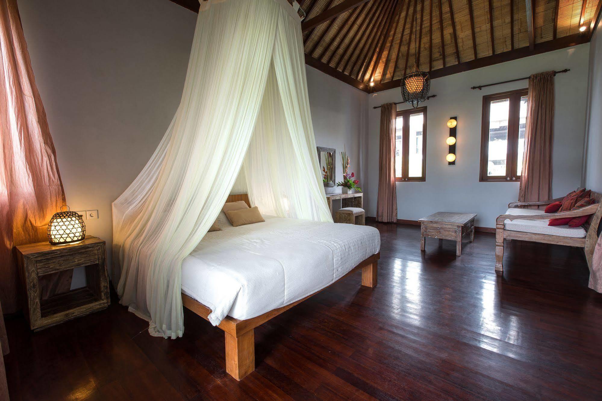 Ecosfera Hotel, Yoga & Spa Canggu Екстериор снимка